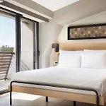 Hawthorn By Wyndham 2*