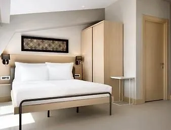 Hotel Hawthorn By Wyndham 2*
