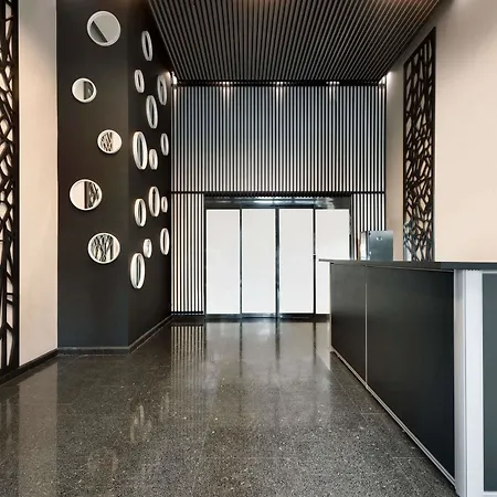 Hawthorn By Wyndham Hotel 2*