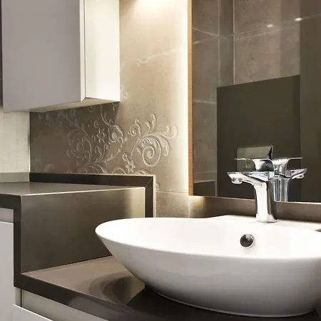 Hotel Hawthorn By Wyndham