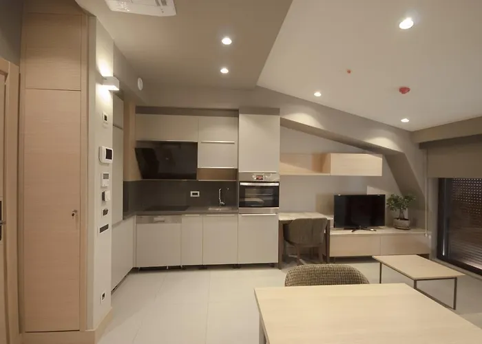 Hawthorn By Wyndham 2*